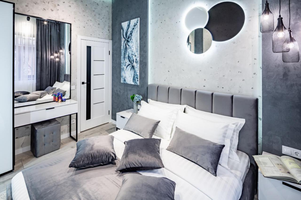 Alfa Apartments Kulisha 12 Lviv Exterior photo
